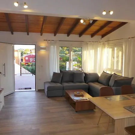 En-Ikia: Spacious And Comfortable 2 Bedroom Apartment Apartment Corfu (city)