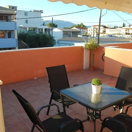 En-Ikia: Spacious And Comfortable 2 Bedroom Apartment * Corfu (city)